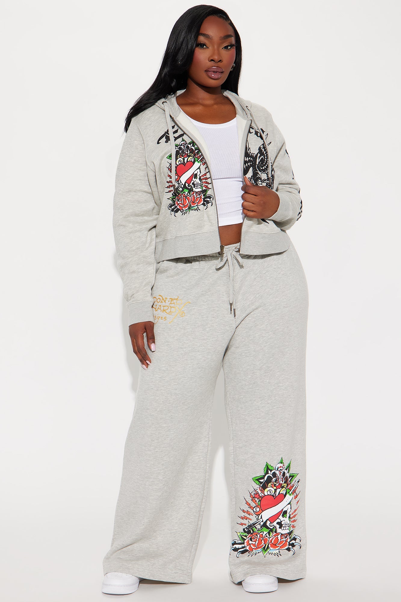 https://cdn.shopify.com/s/files/1/0293/9277/files/09-03-24_S4_54_EHW180012_HeatherGrey_AZ_SS_15-40-10_PLUS_51495_PXF.jpg?v=1725481853