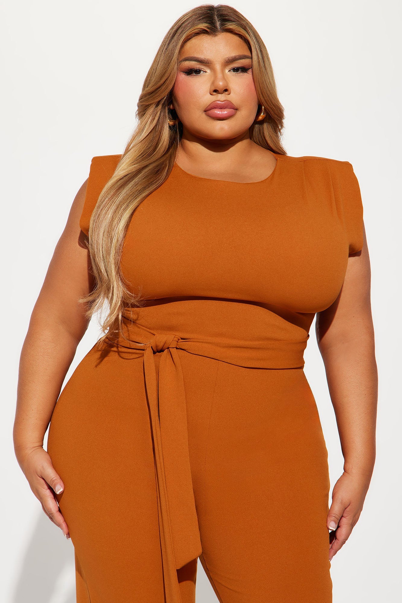 https://cdn.shopify.com/s/files/1/0293/9277/files/10-02-23Studio3_CB_PC_15-23-29_59_WP8431_Copper_17593_PLUS_SG.jpg?v=1696960404
