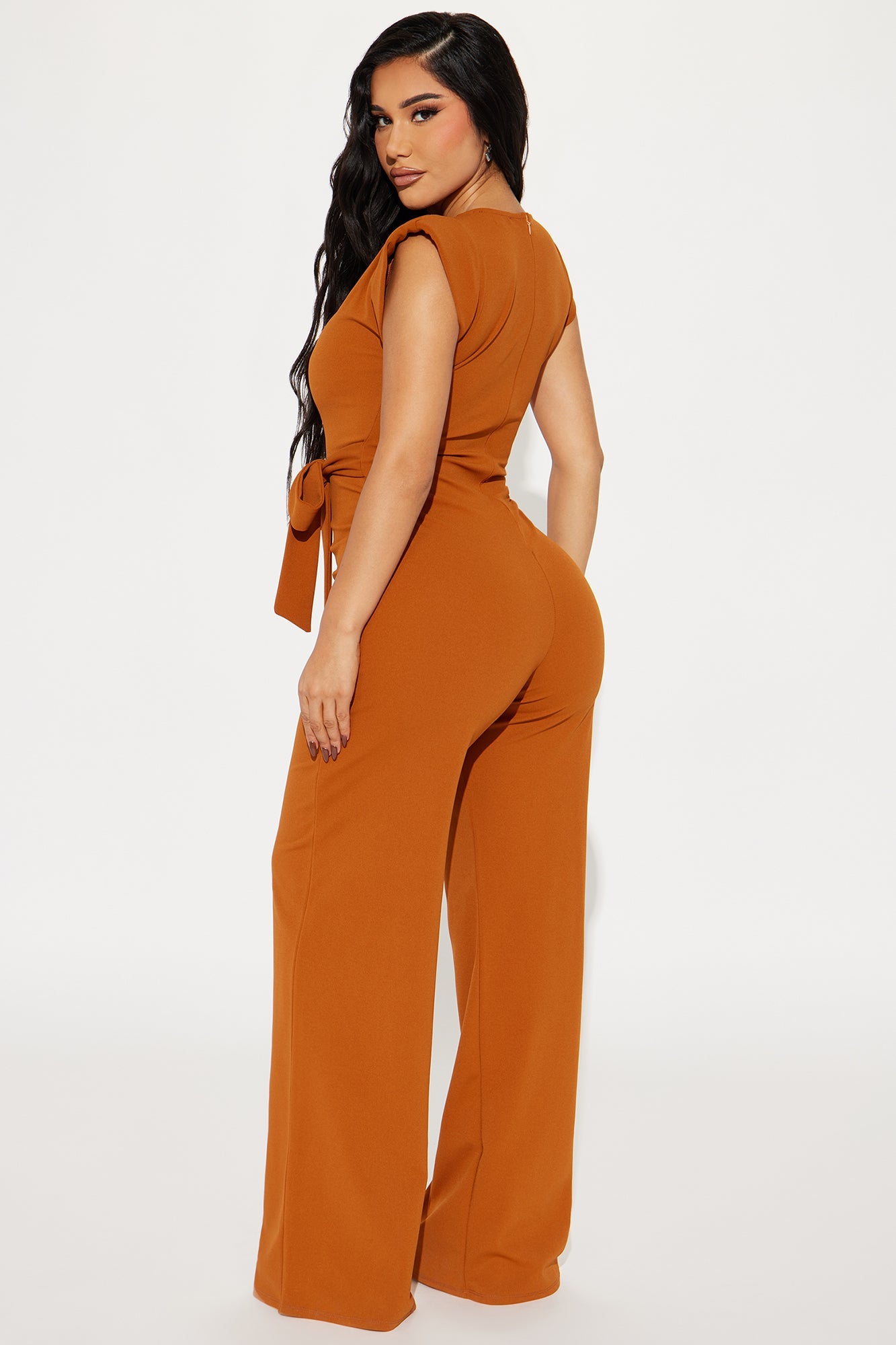 https://cdn.shopify.com/s/files/1/0293/9277/files/10-04-23Studio3_TK_AC_11-38-53_37_WP8431_Copper_18023_PXF.jpg?v=1696960404