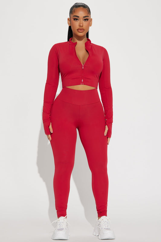 https://cdn.shopify.com/s/files/1/0293/9277/files/10-05-23Studio1_CB_MR_09-17-23_2_TP4483_Red_1411_PXF.jpg?v=1697143949
