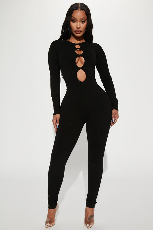 https://cdn.shopify.com/s/files/1/0293/9277/products/10-19-22Studio2_ME_RL_14-43-21_44_JP2419FN_Black_1219_WG.jpg?v=1666287223