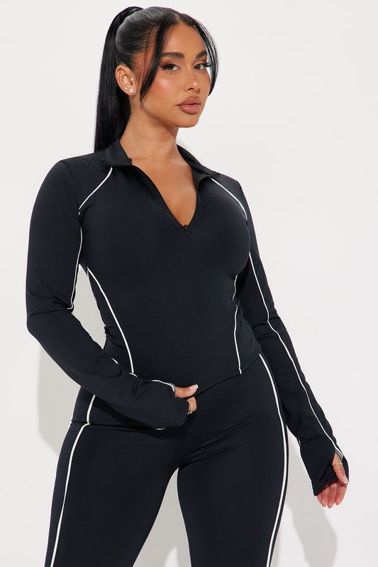 https://cdn.shopify.com/s/files/1/0293/9277/files/10-21-24_S1_52_ZDNVSP1510_Black_CZ_SS_14-44-12_156201_PXF.jpg?v=1729629521