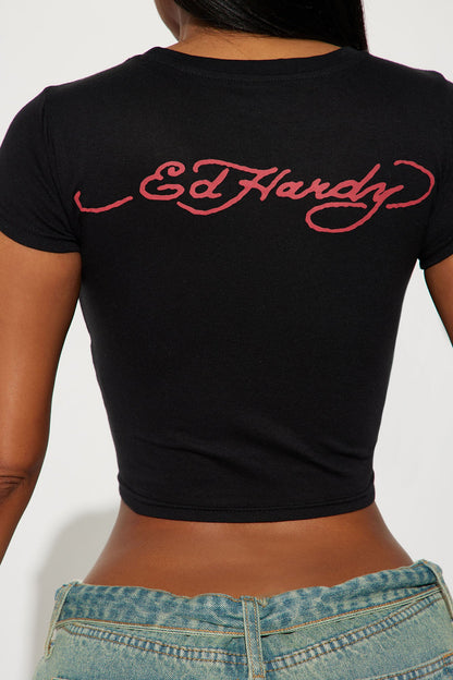 https://cdn.shopify.com/s/files/1/0293/9277/files/10-25-23Studio2_KJ_RL_14-44-33_46_EHWC110429RS_Black_68133_MP.jpg?v=1698791781