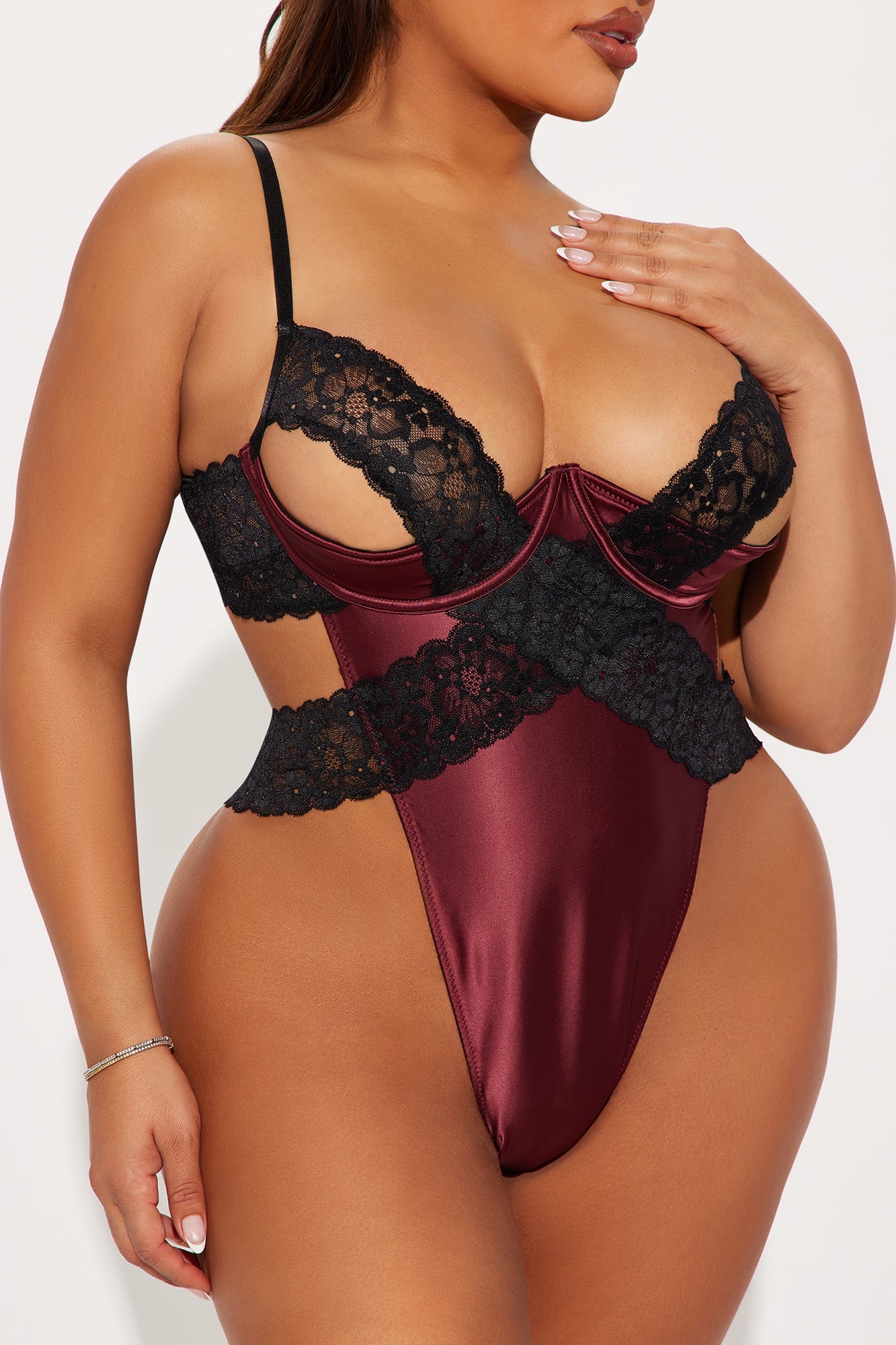 https://cdn.shopify.com/s/files/1/0293/9277/files/11-05-24_S4_20_5211978_Wine_HY_DO_11-31-19_PLUS_90112_PXF.jpg?v=1734718915