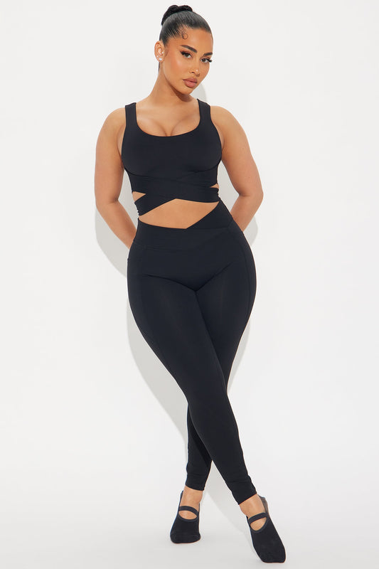 https://cdn.shopify.com/s/files/1/0293/9277/files/11-22-24_S1_51_ZDNVSP1358_Black_CXB_DO_14-29-29_172980_PXF.jpg?v=1732647296