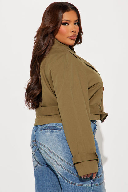 https://cdn.shopify.com/s/files/1/0293/9277/files/12-09-24_S4_29_KCSO4040502D_Olive_KS_IM_13-25-09_PLUS_107070_PXF.jpg?v=1735928351