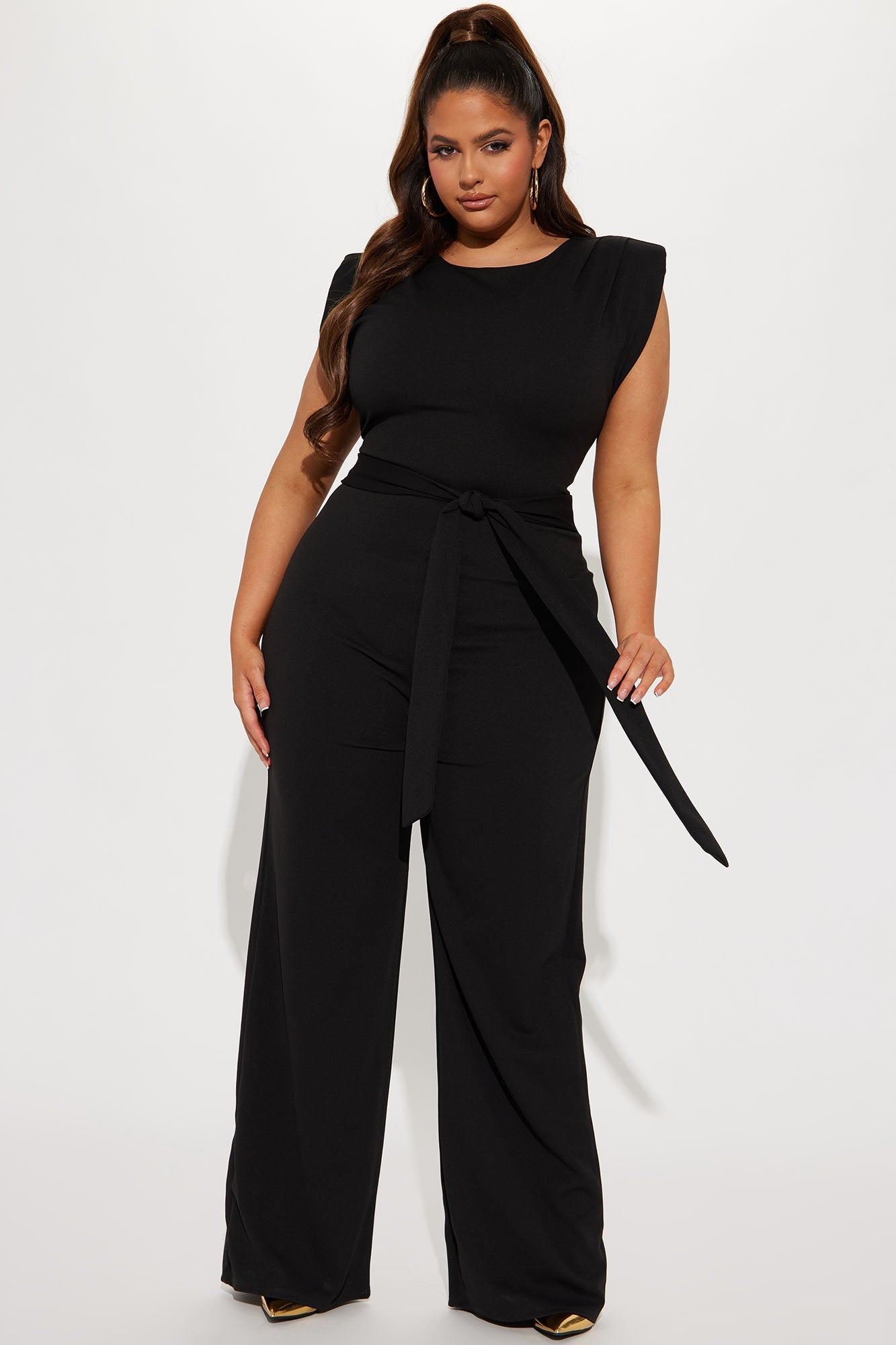 https://cdn.shopify.com/s/files/1/0293/9277/products/12-12-22Studio6_KJ_KT_15-04-46_52_WP8431_Black_P_7606_PLUS_JB.jpg?v=1717605321