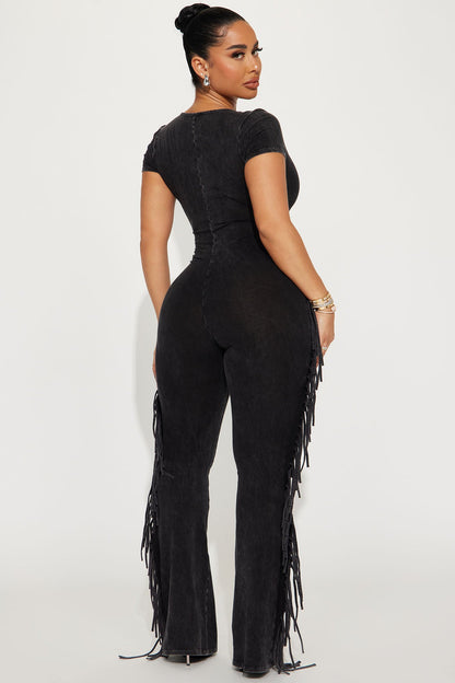 https://cdn.shopify.com/s/files/1/0293/9277/files/12-12-23_S3_54_EJ3488N_Black_CB_SS_14-22-24_8613_SG.jpg?v=1703012566