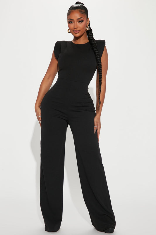 https://cdn.shopify.com/s/files/1/0293/9277/products/12-15-22Studio1_KJ_DJ_11-46-15_30_WP8431_Black_20326_ES.jpg?v=1671230758