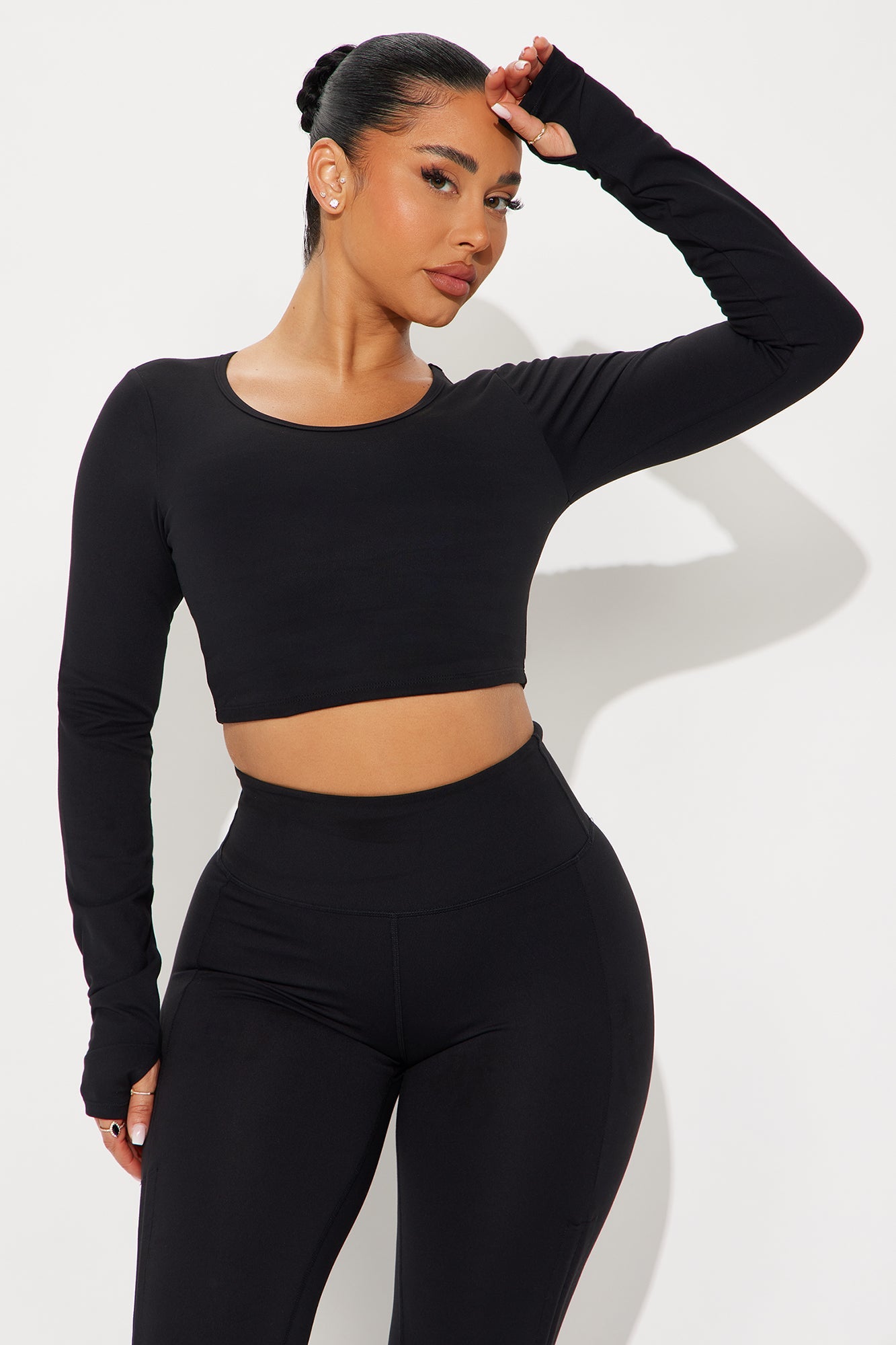 https://cdn.shopify.com/s/files/1/0293/9277/files/12-20-24_S1_3_ZDNVSP1411_Black_KS_SS_08-47-54_3723_PXF.jpg?v=1734997586