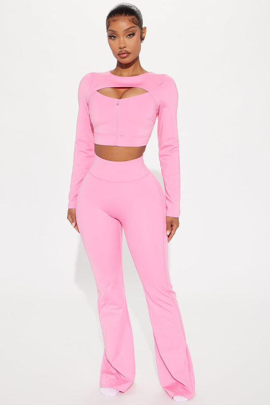 https://cdn.shopify.com/s/files/1/0293/9277/files/12-30-24_S2_14_ZDNVSP1244_BubblegumPink_CXB_RL_12-44-07_27656_PXF.jpg?v=1735865512