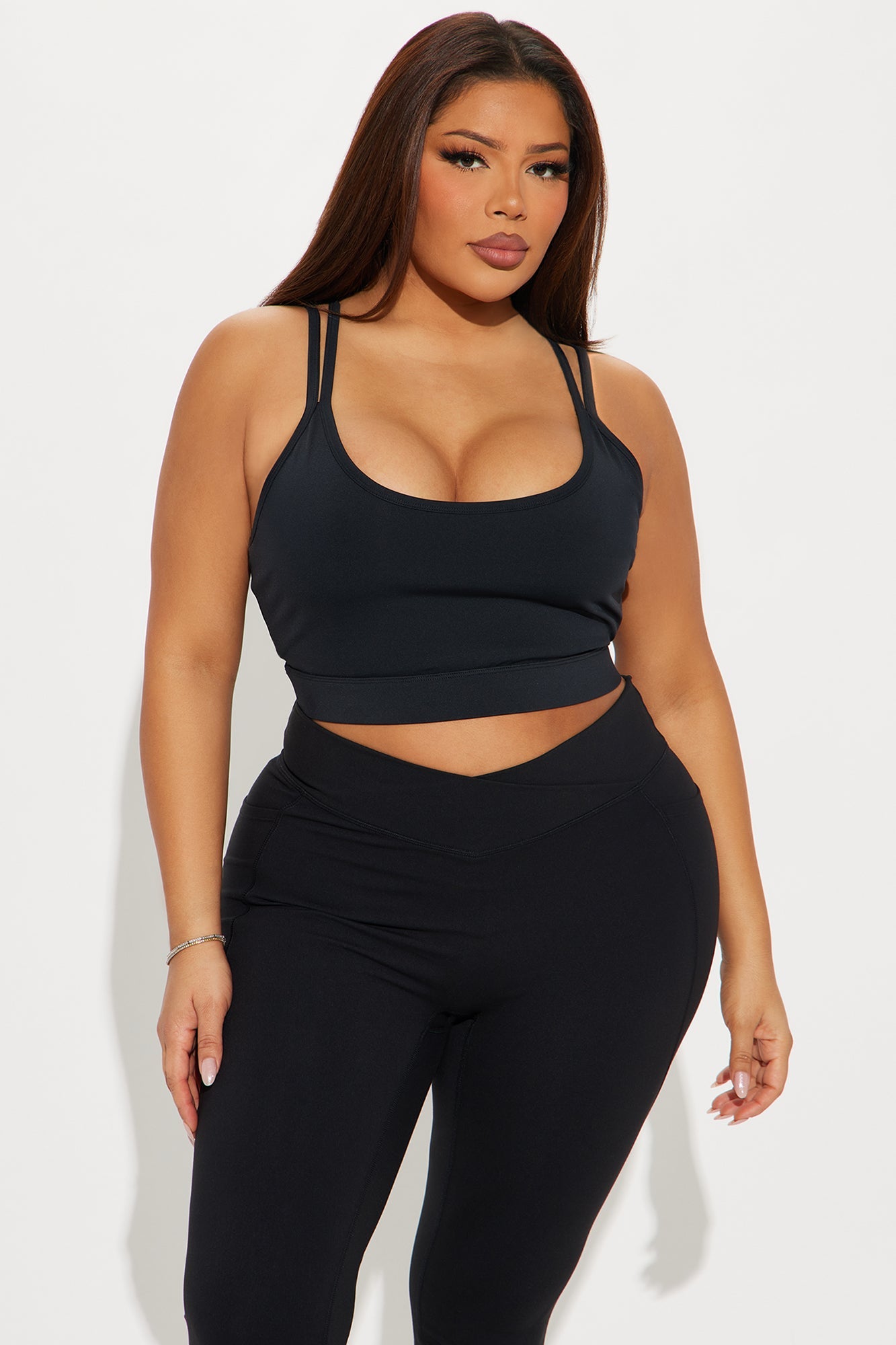 https://cdn.shopify.com/s/files/1/0293/9277/files/12-31-24_S4_18_ZDNVSP1377_Black_AE_DO_10-08-34_PLUS_117594_PXF.jpg?v=1736272180