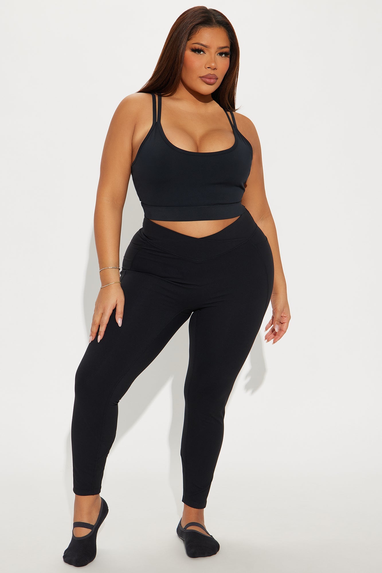 https://cdn.shopify.com/s/files/1/0293/9277/files/12-31-24_S4_19_ZDNVSP1513_Black_AE_DO_10-10-36_PLUS_59664_PXF.jpg?v=1736272217