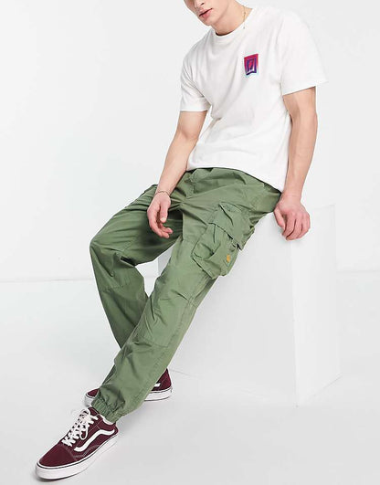 https://images.asos-media.com/products/carhartt-wip-berm-cargo-pant-in-khaki/202091239-4?$n_750w$&wid=750&fit=constrain