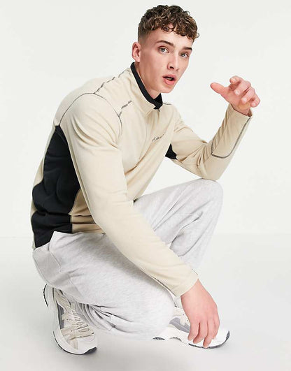 https://images.asos-media.com/products/columbia-klamath-range-ii-half-zip-fleece-in-stone/202872794-4?$n_750w$&wid=750&fit=constrain