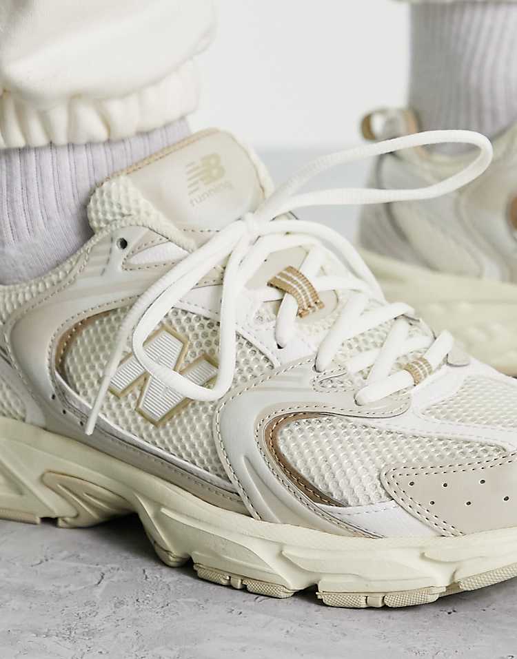 https://images.asos-media.com/products/new-balance-530-trainers-in-oatmeal/204470623-2?$n_750w$&wid=750&fit=constrain