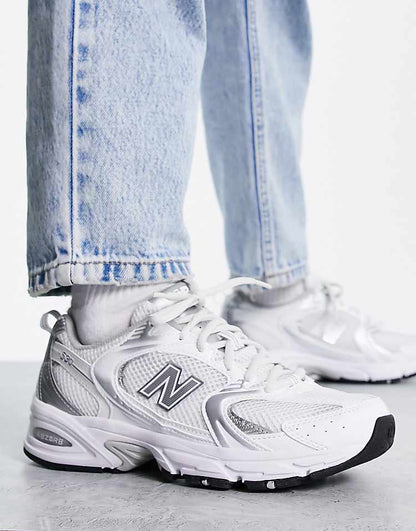 https://images.asos-media.com/products/new-balance-530-trainers-in-white-and-silver/204470674-1-white?$n_750w$&wid=750&fit=constrain