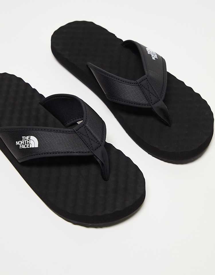 https://images.asos-media.com/products/the-north-face-base-camp-ii-flip-flops-in-black/204512596-1-black?$n_750w$&wid=750&fit=constrain