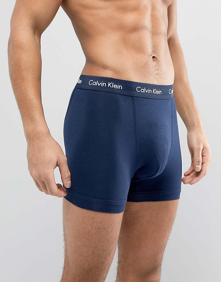 https://images.asos-media.com/products/calvin-klein-cotton-stretch-3-pack-trunks-in-multi/204962960-4?$n_750w$&wid=750&fit=constrain