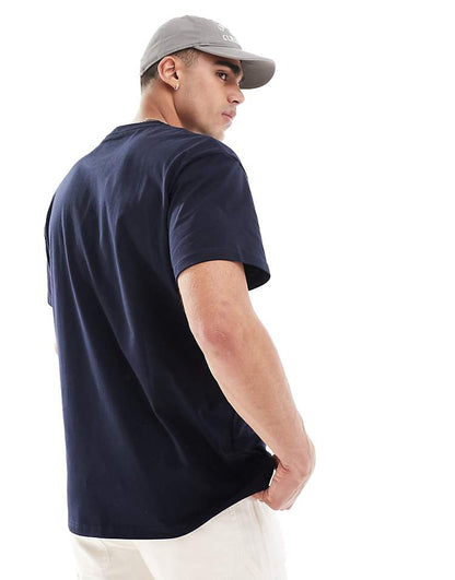 https://images.asos-media.com/products/carhartt-wip-chase-t-shirt-in-navy/205189611-4?$n_750w$&wid=750&fit=constrain