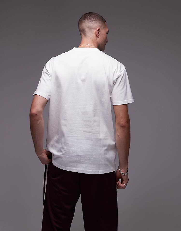 https://images.asos-media.com/products/carhartt-wip-american-script-t-shirt-in-white/205189689-2?$n_750w$&wid=750&fit=constrain