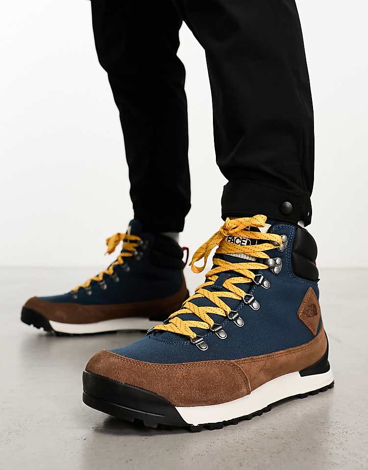 https://images.asos-media.com/products/the-north-face-back-to-berkeley-iv-waterbestendige-wandelschoenen-in-blauw-en-bruin/205314758-1-midblue?$n_750w$&wid=750&fit=constrain