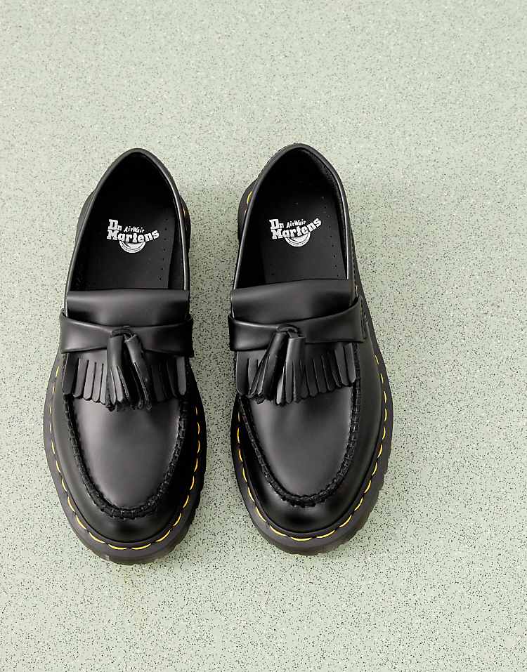 https://images.asos-media.com/products/dr-martens-unisex-adrian-bex-loafers-in-black-leather/205315910-2?$n_750w$&wid=750&fit=constrain