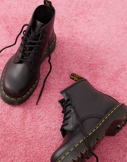 https://images.asos-media.com/products/dr-martens-unisex-101-bex-6-eye-boots-in-black-smooth-leather/205316023-3?$n_750w$&wid=750&fit=constrain