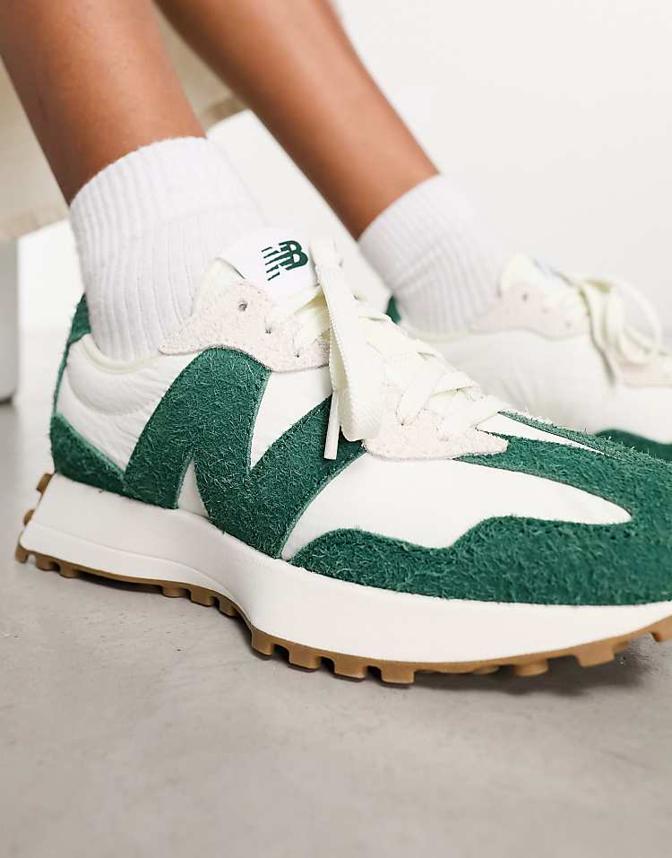 https://images.asos-media.com/products/new-balance-327-trainers-in-white-and-green-exclusive-to-asos/205403199-1-whitegreen?$n_750w$&wid=750&fit=constrain