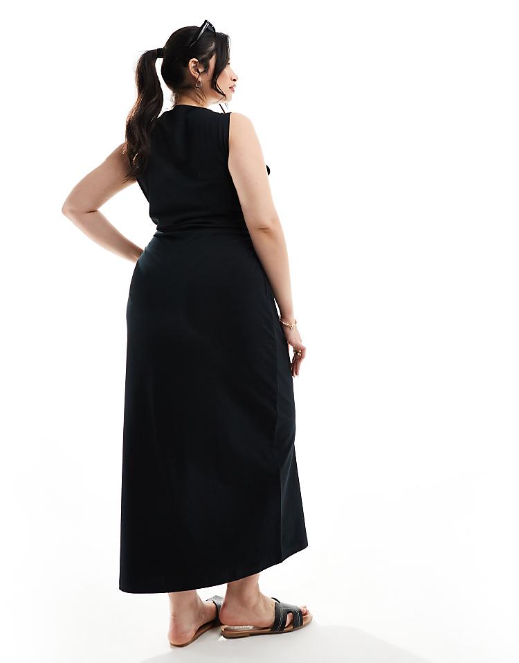 https://images.asos-media.com/products/asos-design-curve-boat-neck-maxi-dress-with-ruched-sides-in-black/206106619-4?$n_750w$&wid=750&fit=constrain