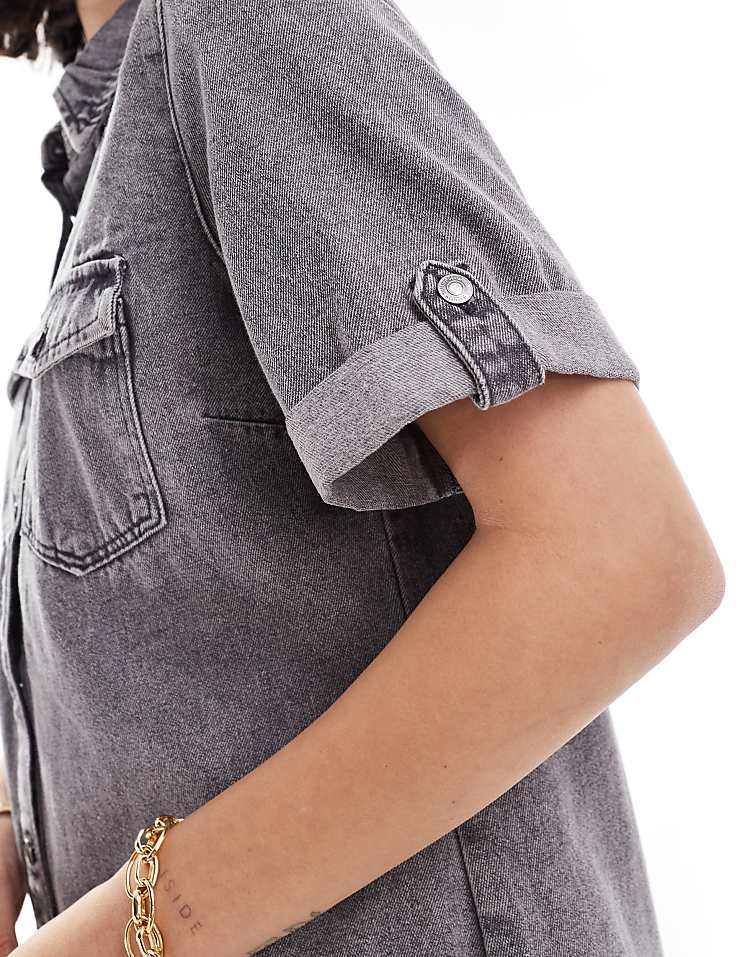 https://images.asos-media.com/products/vero-moda-short-sleeved-denim-mini-dress-in-grey/206214193-3?$n_750w$&wid=750&fit=constrain