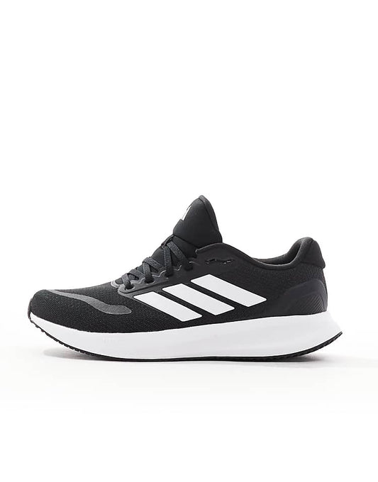 https://images.asos-media.com/products/adidas-hardlopen-runfalcon-sneakers-in-zwart-en-wit/206885201-2?$n_750w$&wid=750&fit=constrain