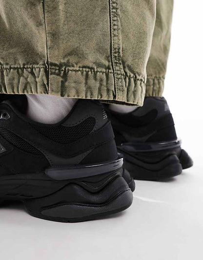 https://images.asos-media.com/products/new-balance-9060-trainers-in-black/206980235-4?$n_750w$&wid=750&fit=constrain