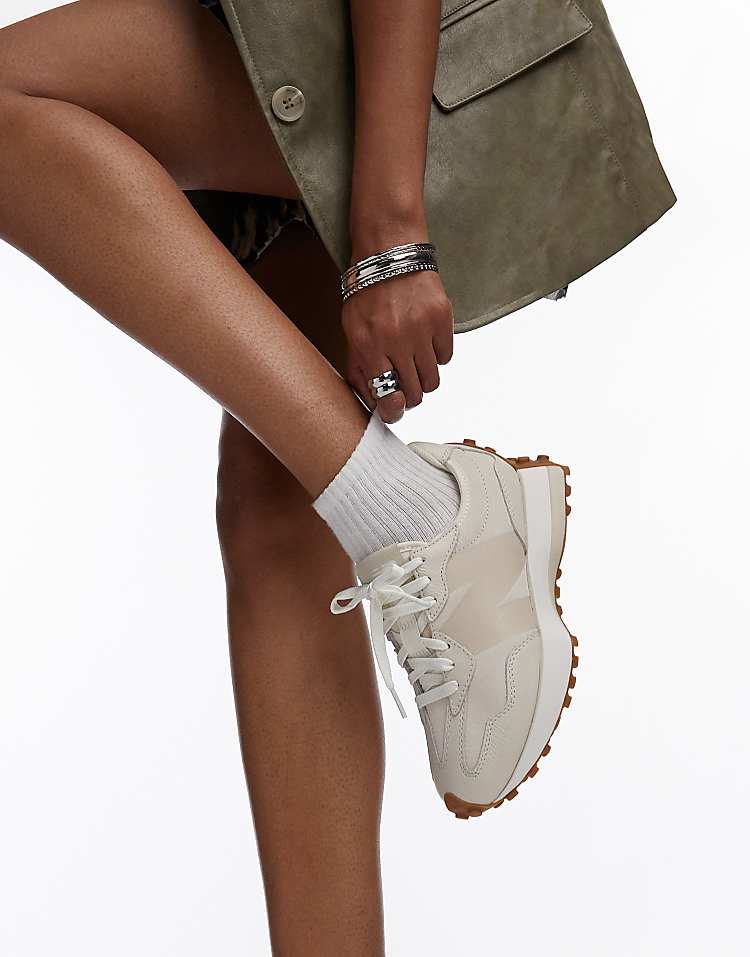 https://images.asos-media.com/products/new-balance-327-trainers-in-beige/207096289-1-beige?$n_750w$&wid=750&fit=constrain