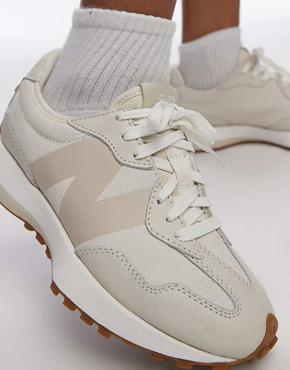 https://images.asos-media.com/products/new-balance-327-trainers-in-beige/207096289-4?$n_750w$&wid=750&fit=constrain