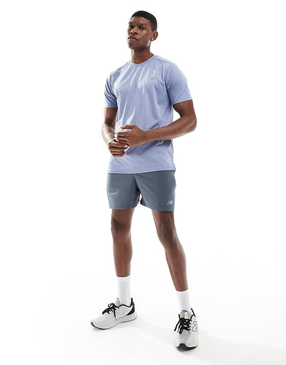 https://images.asos-media.com/products/new-balance-essentials-t-shirt-in-blue/207148308-4?$n_750w$&wid=750&fit=constrain