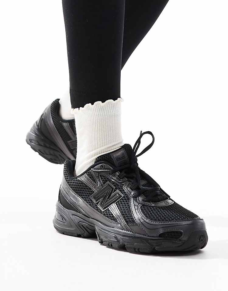 https://images.asos-media.com/products/new-balance-740-trainers-in-black/207206585-4?$n_750w$&wid=750&fit=constrain