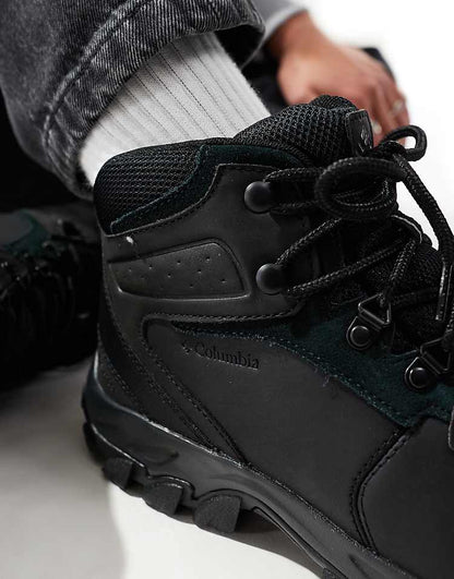 https://images.asos-media.com/products/columbia-newton-ridge-plus-ii-waterproof-hike-boots-in-black/207346121-2?$n_750w$&wid=750&fit=constrain