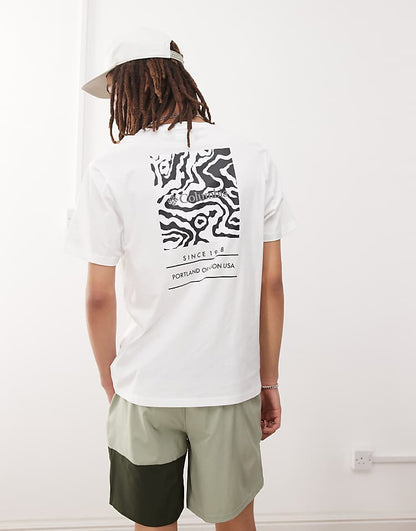 https://images.asos-media.com/products/columbia-barton-spring-short-sleeve-graphic-tee-in-white/207366297-1-white?$n_750w$&wid=750&fit=constrain