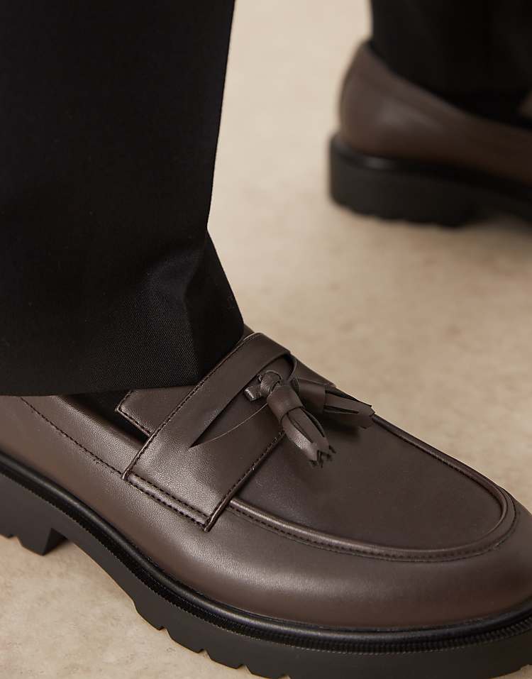 https://images.asos-media.com/products/asos-design-loafers-in-brown-with-tassel/207388184-3?$n_750w$&wid=750&fit=constrain