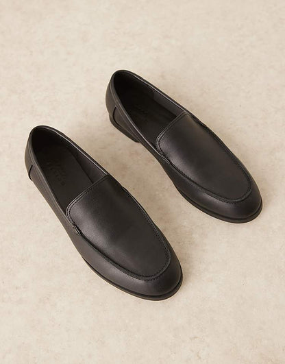 https://images.asos-media.com/products/asos-design-loafers-in-black/207388205-1-black?$n_750w$&wid=750&fit=constrain