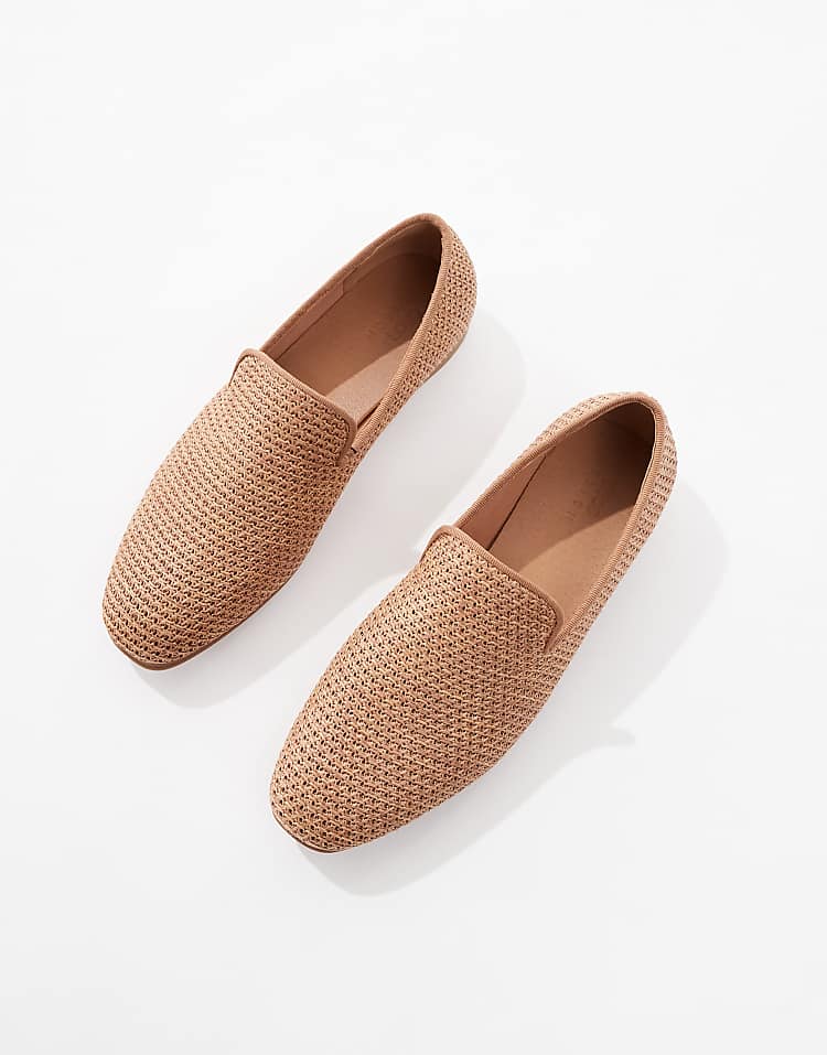 https://images.asos-media.com/products/asos-design-loafers-in-natural-weave/207388225-3?$n_750w$&wid=750&fit=constrain