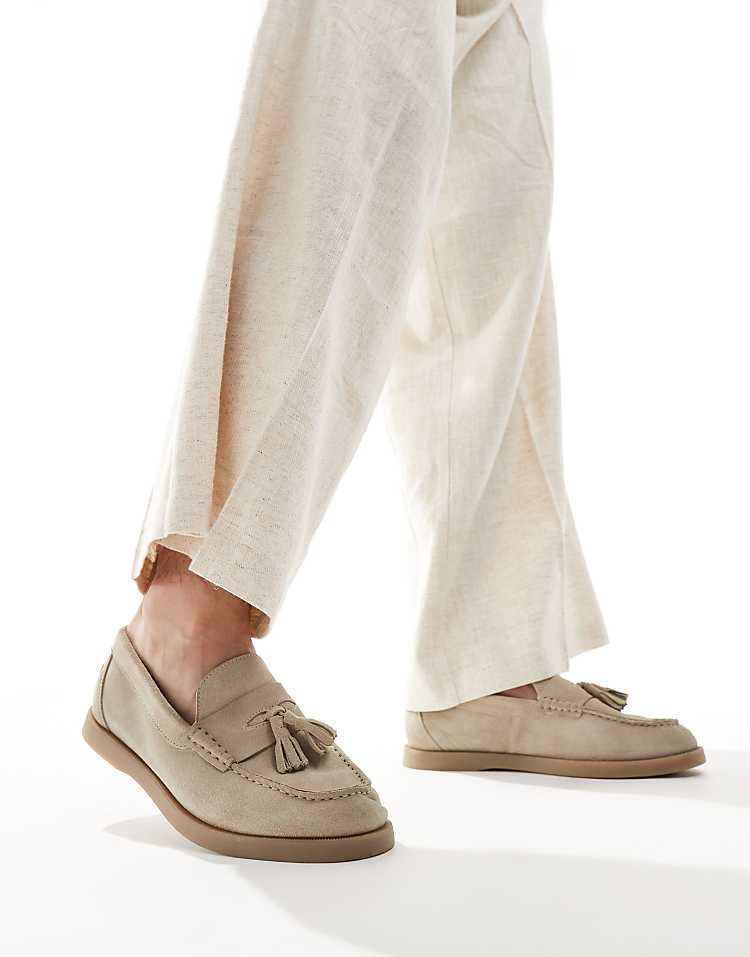 https://images.asos-media.com/products/asos-design-loafers-in-stone-suede-with-tassel/207418740-1-stone?$n_750w$&wid=750&fit=constrain