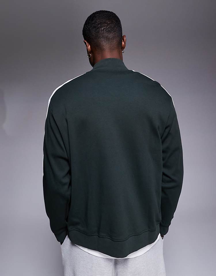 https://images.asos-media.com/products/armani-exchange-tracksuit-jacket-with-logo-taping-in-green/207464052-3?$n_750w$&wid=750&fit=constrain