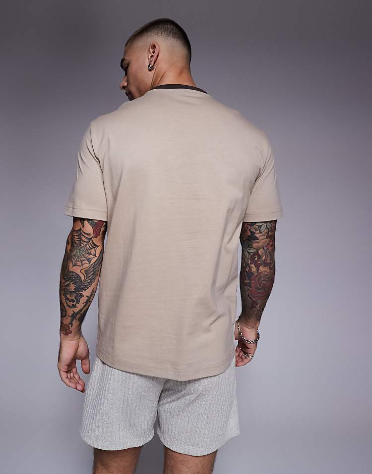 https://images.asos-media.com/products/armani-ea7-colour-block-central-logo-t-shirt-in-brown/207559318-2?$n_750w$&wid=750&fit=constrain