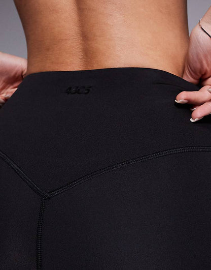 https://images.asos-media.com/products/4505-hourglass-icon-bum-sculpt-high-waist-gym-legging-in-black/207650902-2?$n_750w$&wid=750&fit=constrain