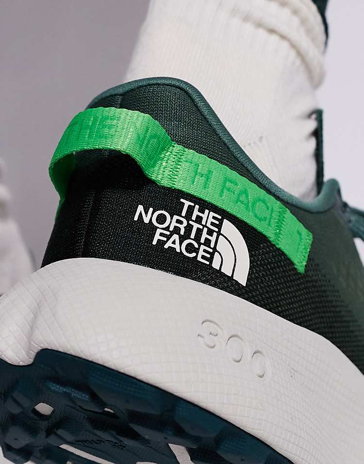 https://images.asos-media.com/products/the-north-face-altamesa-300-trail-running-trainers-in-green/207682887-3?$n_750w$&wid=750&fit=constrain