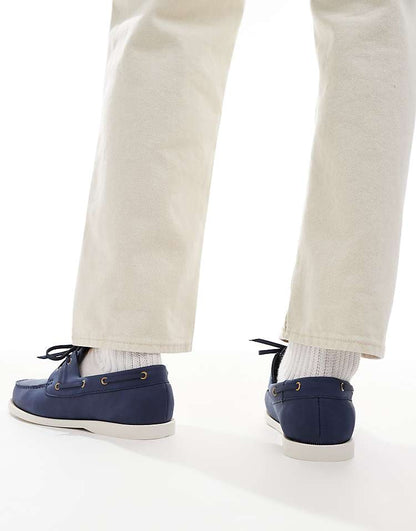 https://images.asos-media.com/products/seqwl-aft-classic-boat-shoes-in-nubuck-navy/207697958-4?$n_750w$&wid=750&fit=constrain