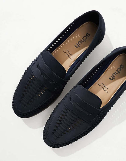 https://images.asos-media.com/products/schuh-reem-woven-loafers-in-navy/207737876-2?$n_750w$&wid=750&fit=constrain