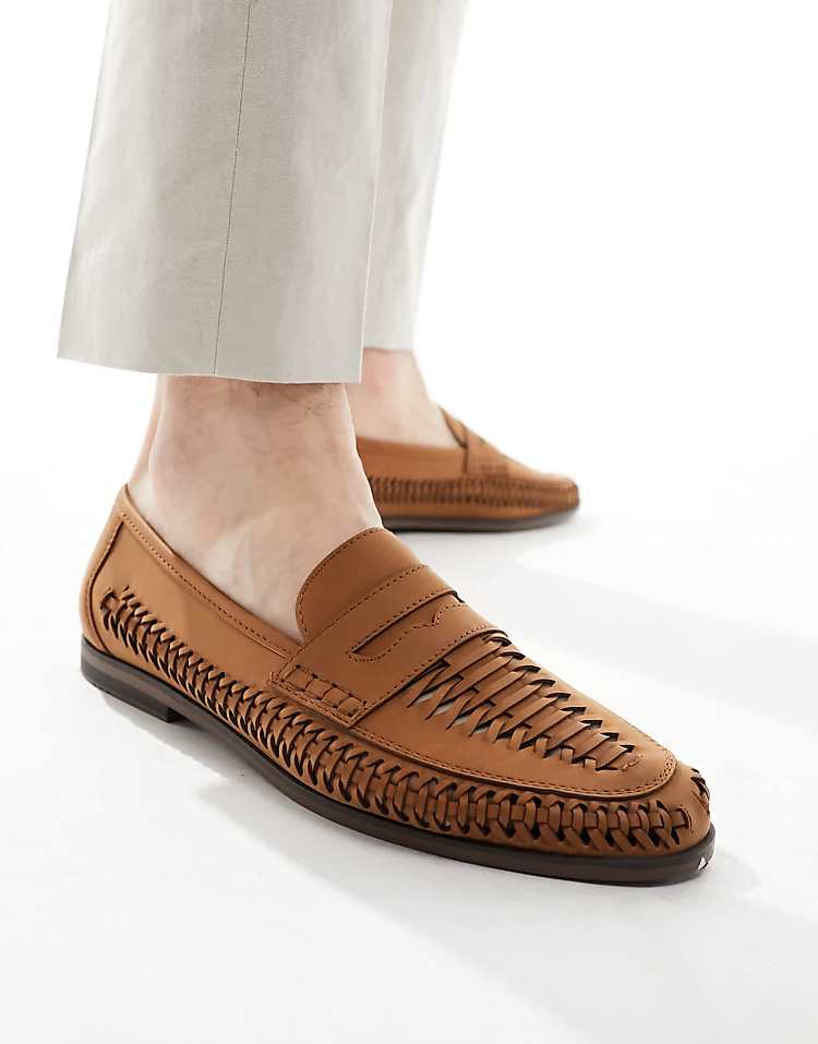 https://images.asos-media.com/products/schuh-reem-woven-loafers-in-tan/207737968-1-tan?$n_750w$&wid=750&fit=constrain